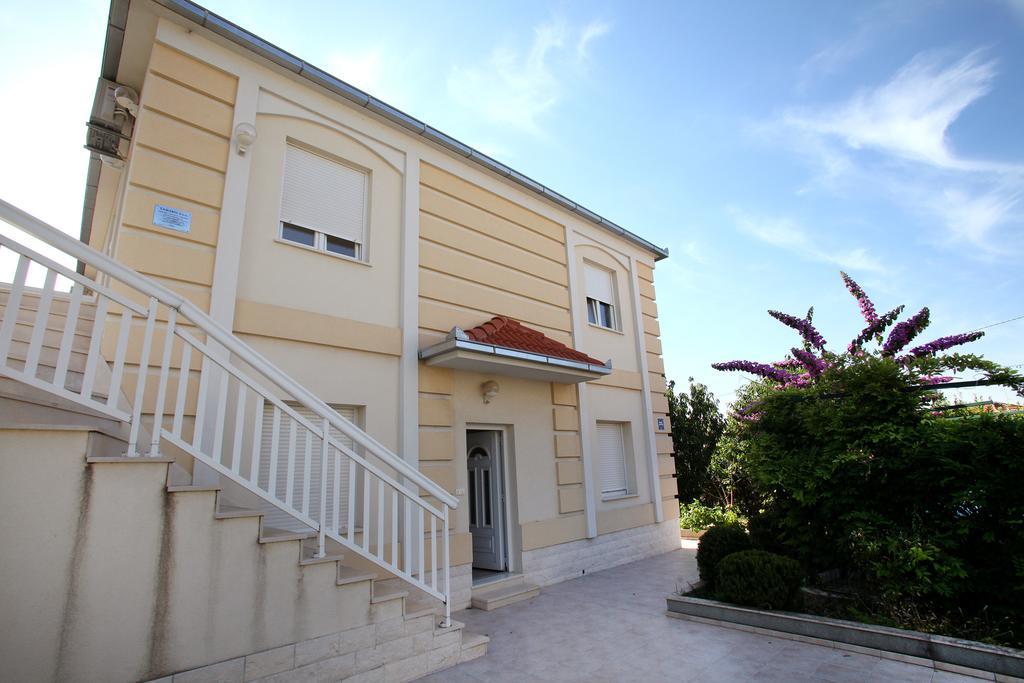 Villa In Seget Trogir Exterior photo